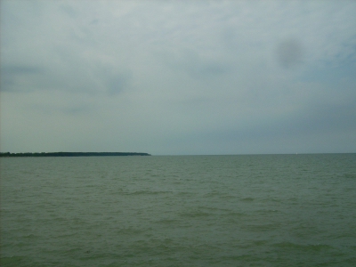 Farbfoto: Blick auf die Ostsee von Warnemünde aus. Im Juni 2009. Fotograf: Bernd Paepcke.